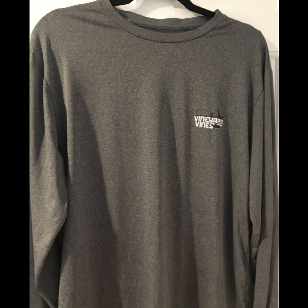 VINEYARD VINES : Men’s long sleeve athletic shirt